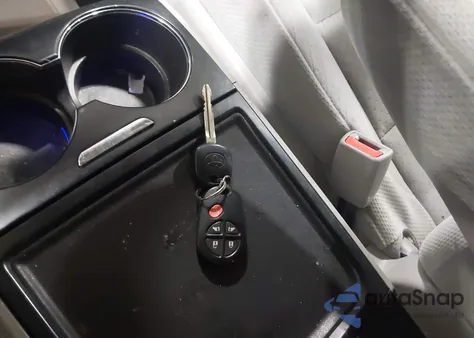 2018 Toyota Sienna Le 8 Passenger from USA, damaged, VIN 5TDKZ3DCXJS930006